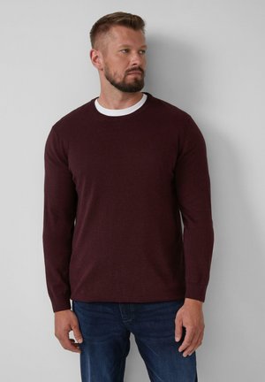 Burgunderfarbener Pulli mit langen Ärmeln und rundem Ausschnitt, gefertigt aus einem weichen Strickmaterial. Verfügt über gerippte Bündchen und ein einfarbiges Design.