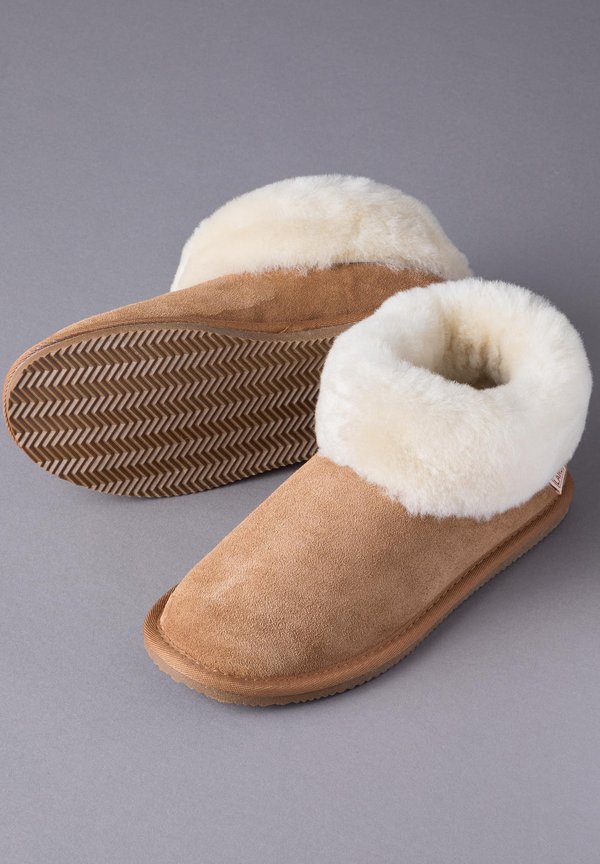 Slippers - tan2