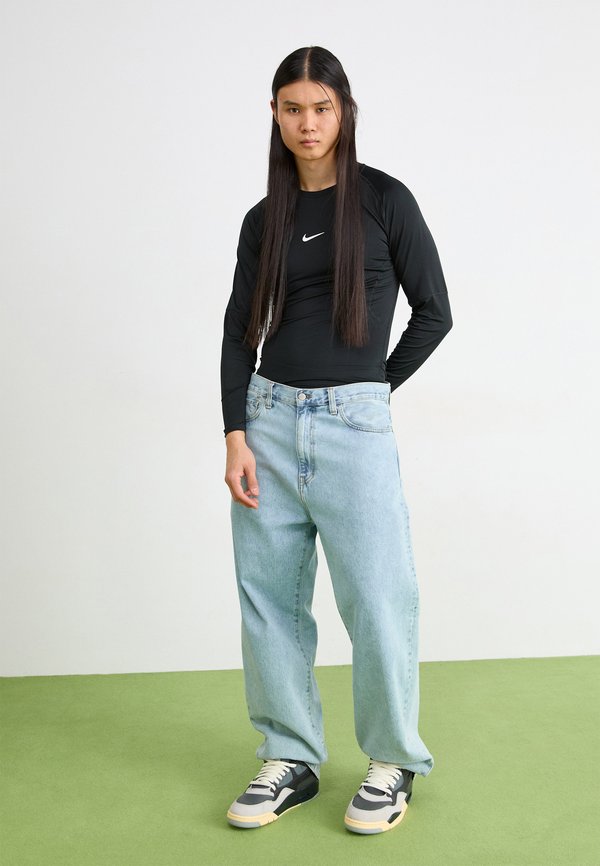 AIR JORDAN 4 RM UNISEX - Trainers3