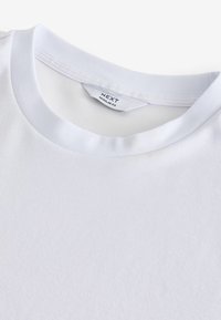 Next STANDARD  - T-shirts basic - white lightweight