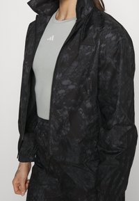 adidas Sportswear Verryttelytakki - black