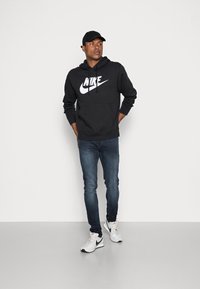 Nike Sportswear M NSW CLUB PO BB GX - Felpa con cappuccio - black/white