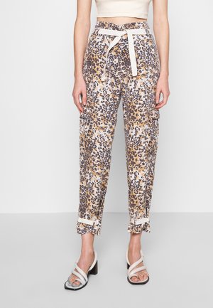 SAFARI PANTS - Pantaloni - winter white
