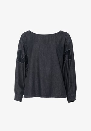 Mørk denim langermet skjorte med bred halslinning, litt kortere nederkant og broderte detaljer på ermene. Glatt tekstur, avslappet passform.