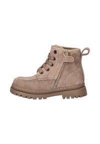 Bruine suede enkellaarsjes met vetersluiting aan de voorkant, een zijrits en robuuste zolen. Bevat stiksels en een trekkinglus op de hiel.