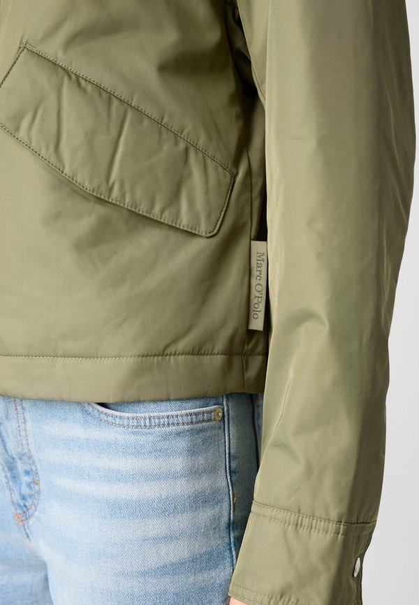 COLLAR LESS JACKET FLAP POCKETS TAPE DETAILS INSIDE - Light jacket - forest moss4