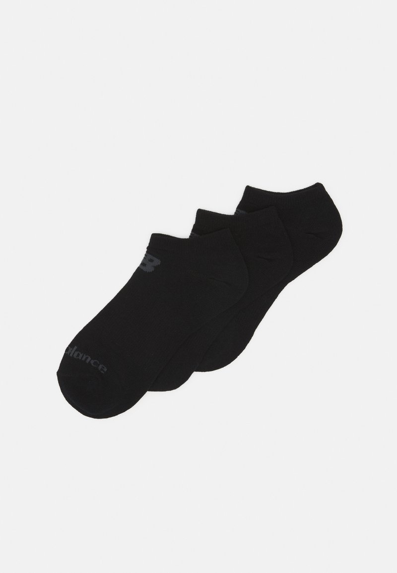 Calze nere alla caviglia realizzate in tessuto morbido, con una texture liscia e un logo discreto sulla punta. Inclusi tre paia.