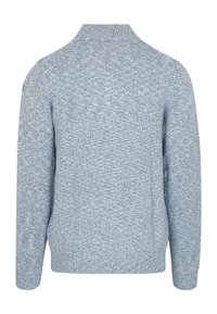 Lichtblauw gemêleerd gebreid vest gezien vanuit de achterkant met lange mouwen en een ribgebreide opstaande kraag en zoom.