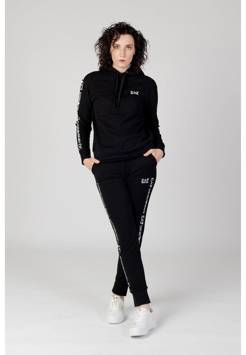 EA7 Emporio Armani Trainingspak zwart EA7 Emporio Armani Trainingspak zwart