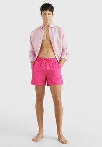 Tommy Hilfiger MEDIUM DRAWSTRING - Zwemshorts - hot magenta