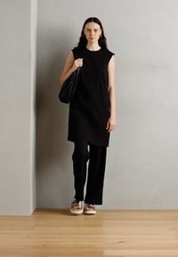 Thumbnail Image 2