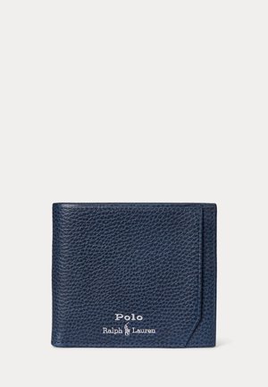 Merensininen, teksturoitu nahkalompakko, jossa valkoinen Polo Ralph Lauren -logo etukeskellä, esitettynä suljettuna yksiväristä taustaa vasten.