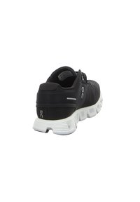 On CLOUD 5 - Sneaker low - black