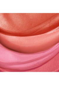 Glad, glanzend gewelfde patronen van glinsterende koraal-, roze- en roodtinten, horizontaal aangebracht met een zachte, romige textuur.
