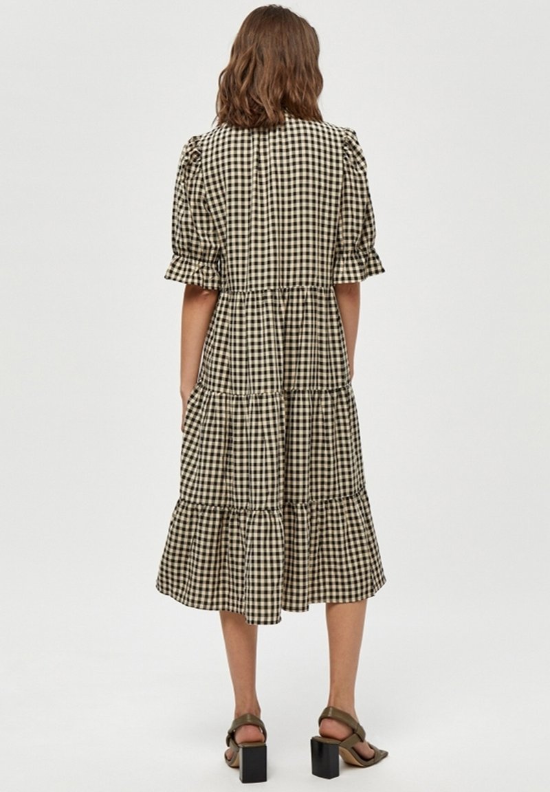 Damen Freizeitkleider | Minus ROKA Blusenkleid sand checked/schwarz - RQ08526 Damen Freizeitkleider | Minus ROKA Blusenkleid sand checked/schwarz - RQ08526