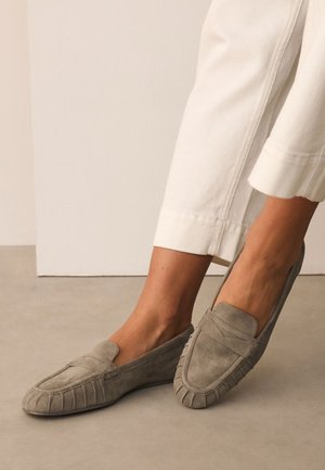 Next, Chaussons - khaki green