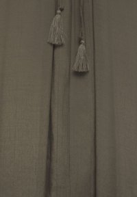 LASCANA KAFTAN MIT BINDEGÜRTEL - Dodatek za na plažo - olive