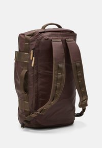 The North Face BASE CAMP VOYAGER DUFFEL 32L UNISEX - Hétvégi táska - smokey brown/khaki stone