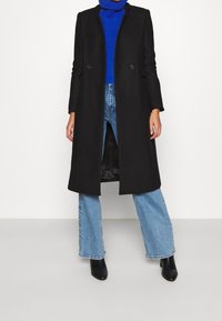 IVY OAK Klassisk frakke - black
