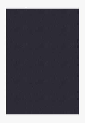 Strukturierter Marineblauer Stoff mit einem dezenten diagonalen Muster, der eine weiche, langlebige Oberfläche bietet und sich für Polsterungen oder Modeanwendungen eignet.