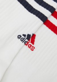 adidas Performance UNISEX 3 PACK - Calcetines de deporte - white/legend ink/white/better scarlet