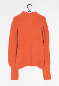 Object Sweter