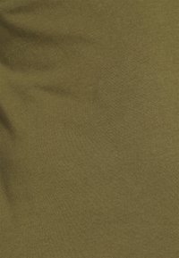 DRYKORN QUENTIN - T-shirt básica - olive