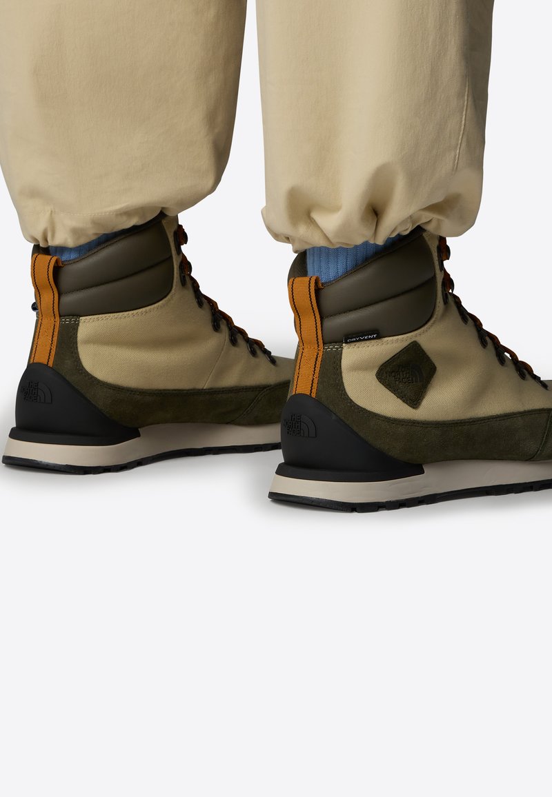The North Face Men\'s Beige and Olive Boots The North Face BACK-TO-BERKELEY IV - Lace-up ankle boots  main image 3