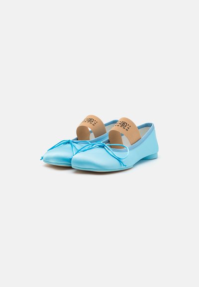MM6 Maison Margiela BALLET SHOE - Bailarinas con hebilla - petit four