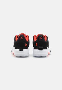 Jordan JORDAN ONE TAKE 5 UNISEX - Scarpe da basket - black/habanero red/white/anthracite