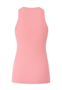 Ružičasta rebrasta majica bez rukava s okruglim dekolteom i širokim naramenicama. Glatka tekstura, prilagođen dizajn, bez vidljivih uzoraka ili naglasaka.