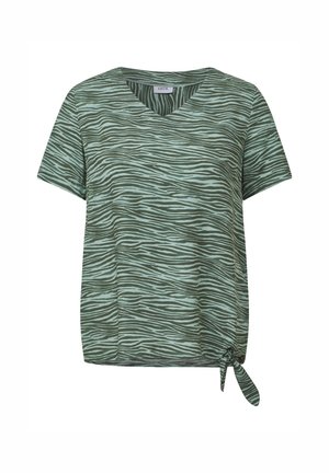 Zelené tričko se zebrovaným vzorem a výstřihem do V, krátkými rukávy. Obsahuje detail na boku s uzlem pro uvolněný střih. Měkká, hladká textura.