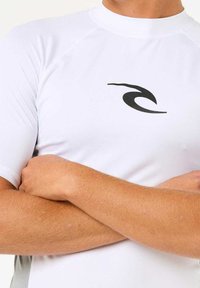 Rip Curl WAVES PERF - Camiseta estampada - white