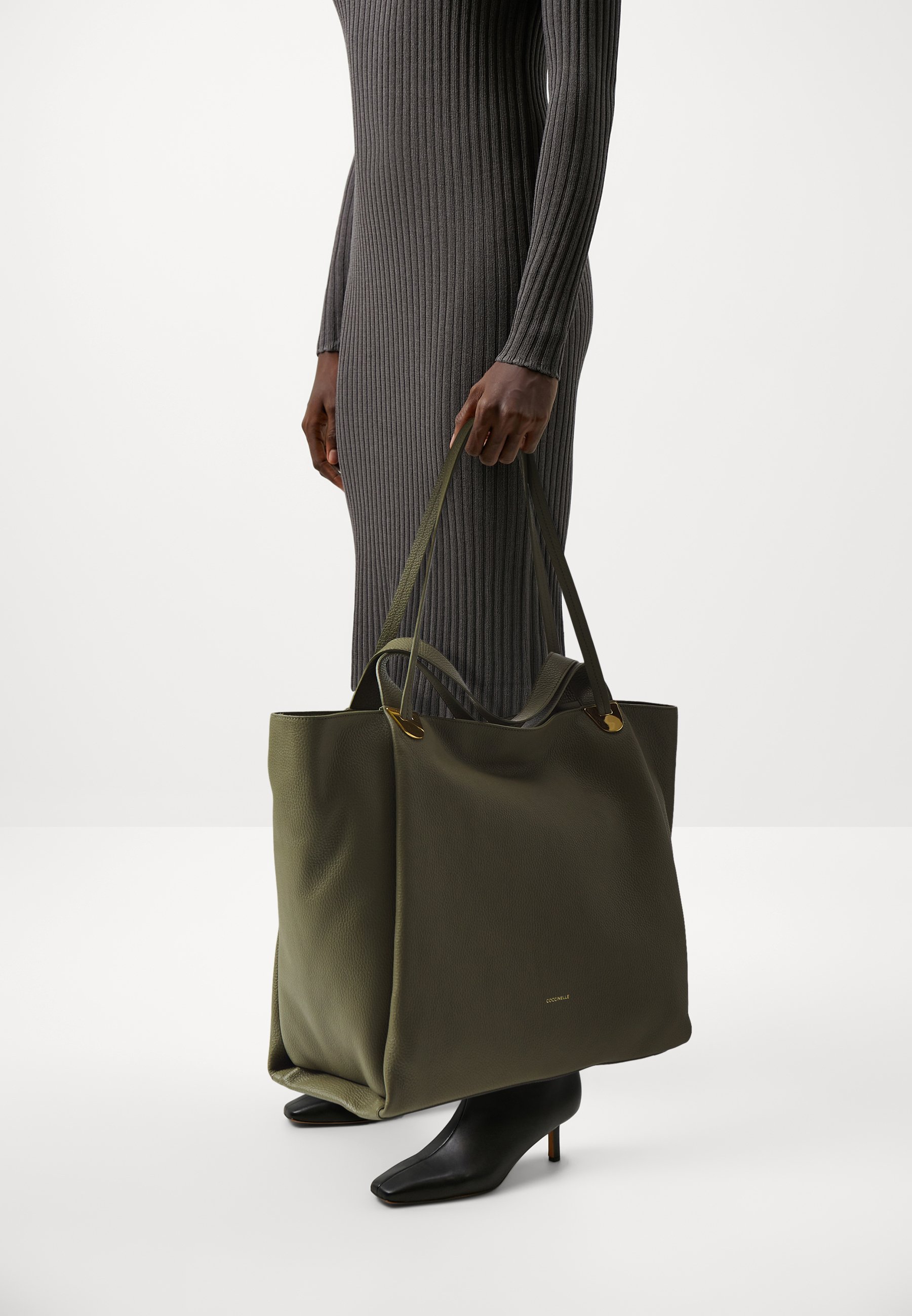 Bolso De Mano Coccinelle Nico Multimaterial Para Mujer Color Verde