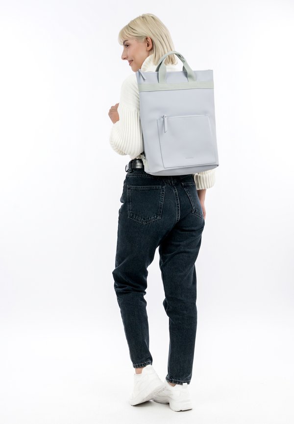 Tagesrucksack - lightsky