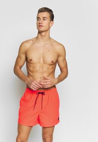 Quiksilver - EVERYDAY VOLLEY 15 - Shorts da mare - fiery coral Immagine in miniatura 1