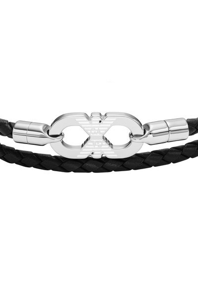 Bracelet tressé en cuir noir avec une fermeture en métal argenté présentant un design entrelacé et des accents de logo gravés.
