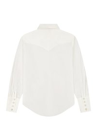 Λευκό πουκάμισο με μακριά μανίκια, με μυτερή ράχη στην πλάτη, μανσέτες με τέσσερα κουμπιά και κλασικό γιακά.