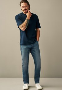 Next AUTHENTIC - Kavbojke na korenček - mid blue tint