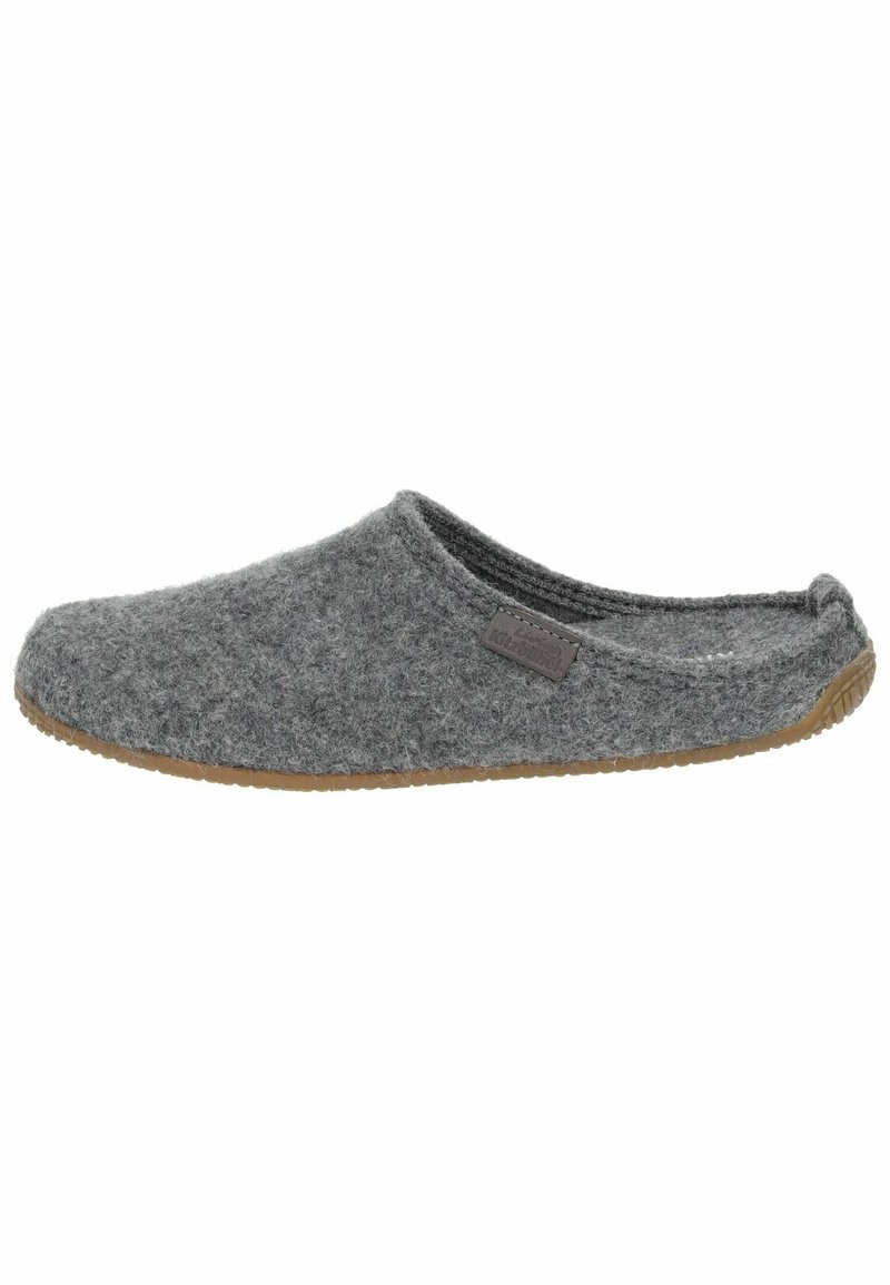 Pantofole in feltro grigio con superficie strutturata, apertura sul retro e suola in gomma marrone. Presentano una piccola etichetta con logo sul lato.