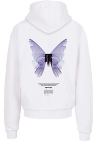 Weißer Hoodie mit einem großen Schmetterling-Grafik in Lila auf der Rückseite, mit stilisiertem Text und einem zusätzlichen Druckdesign am unteren Ende.