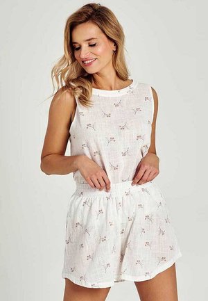 - Zestaw bielizny nocnej