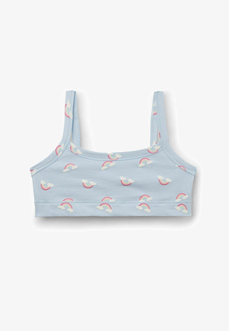 Crop top bleu clair pour fille avec fines bretelles, décoré de petits motifs d'arc-en-ciel et de nuages sur tout le tissu.