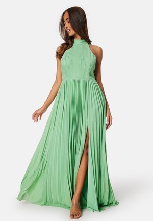 Bubbleroom PLEATED HALTER NECK GOWN - Robe de cocktail - green
