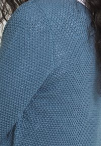 VILA Stickad tröja - blue