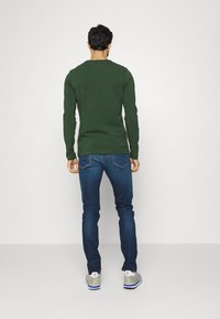 Tommy Hilfiger STRETCH SLIM FIT - Camisola de manga comprida - national forest