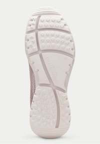 Rosa nät-sneaker sula med en texturerad vit gummiyttersula. Har hexagonala och triangulära mönster för grepp och stöd. Storlek 37.