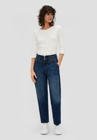 s.Oliver KAROLIN HIGH RISE - Jeans Tapered Fit - dunkelblau