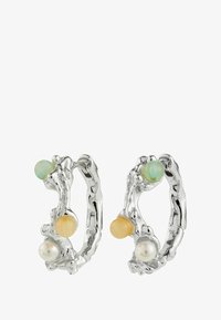 Unselected, silver-coloured plated