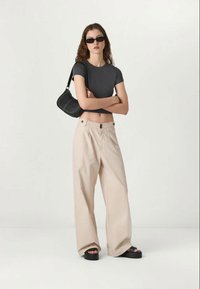 ONLY ONLETTIE WIDE PANT - Stoffhose - pumice stone